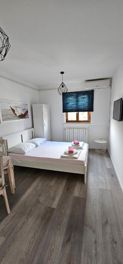 Apartment Vesna 诺维·维诺多尔斯基 外观 照片