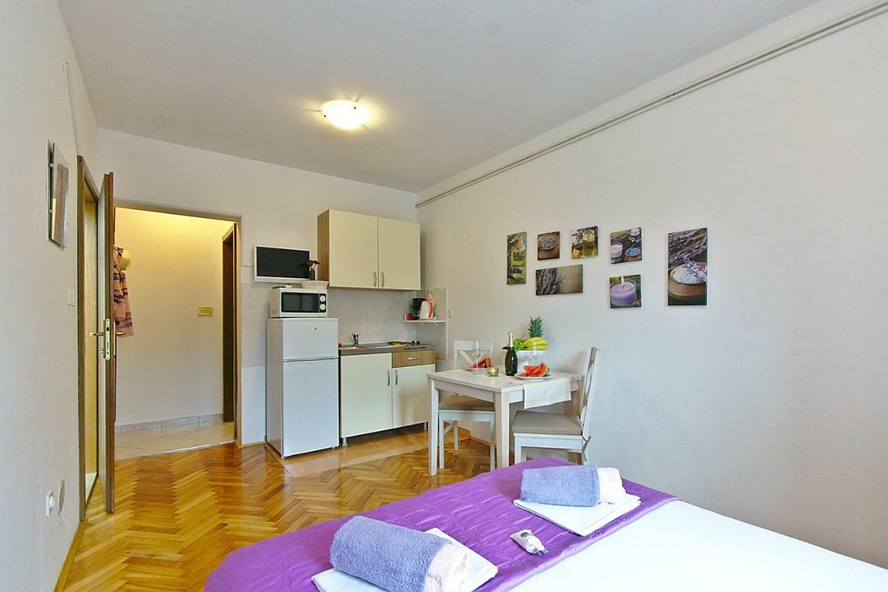 Apartment Vesna 诺维·维诺多尔斯基 外观 照片